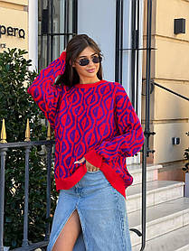 Червоно-фіолетовий жіночий светр оверсайз з абстрактним принтом