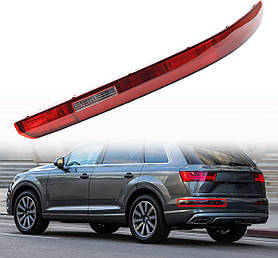 Ліхтар заднього бампера лівий Audi Q7 15- (Китай) 4M0945095