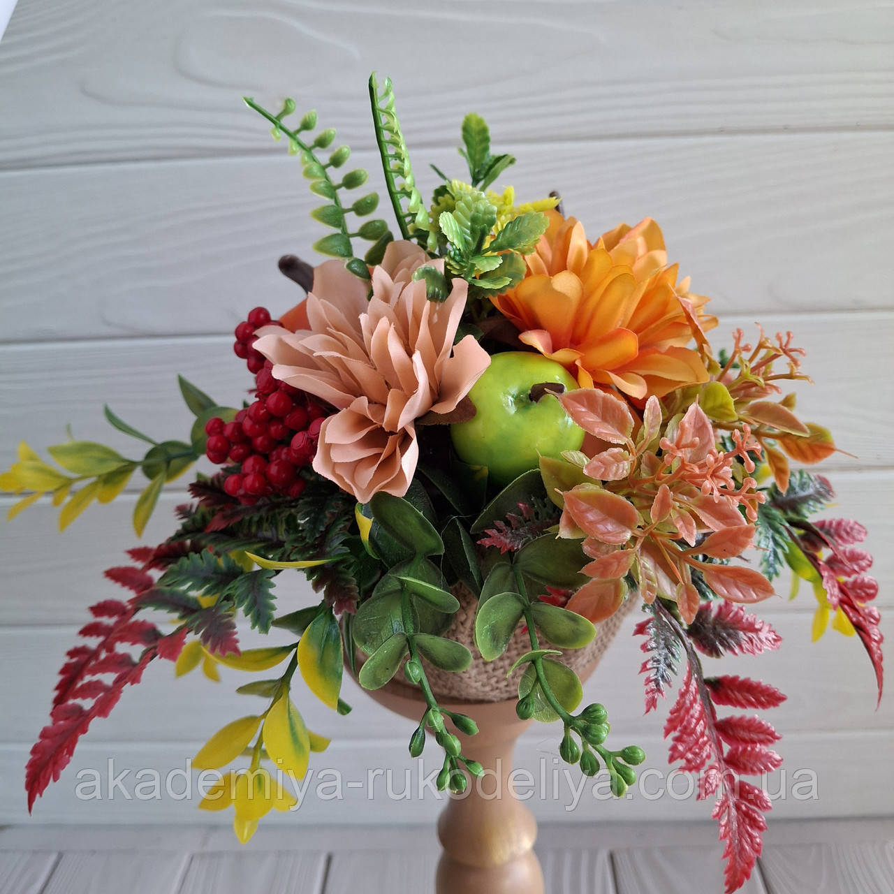 Осіння композиція з гарбузом та георгінами., фото 1