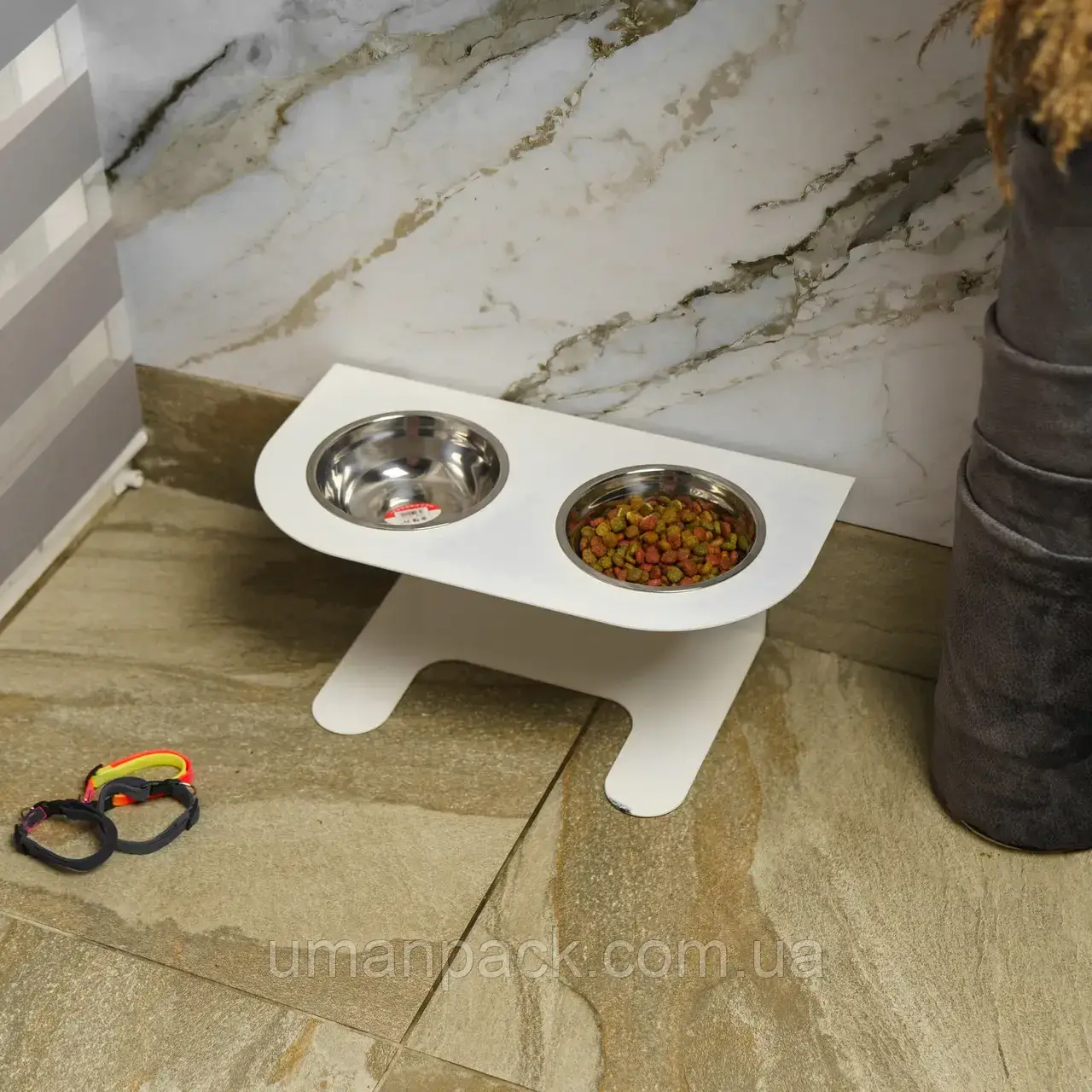 Столик з мисками для собак та кішок. 2 ємкості, Колір білий.