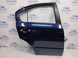 Двері задні права Suzuki