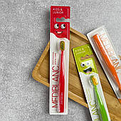 Дитяча зубна щітка Mediblanc Kids Junior від 3 до 10 років (рожева), 1 шт