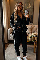 Жіночі костюми велюр