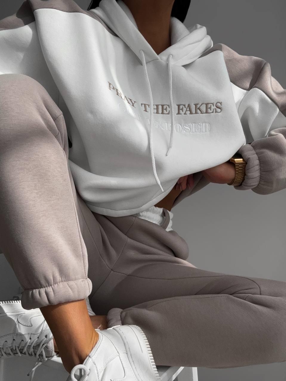 Теплий жіночий двоколірний костюм із худі оверсайз верх молочний, фото 1