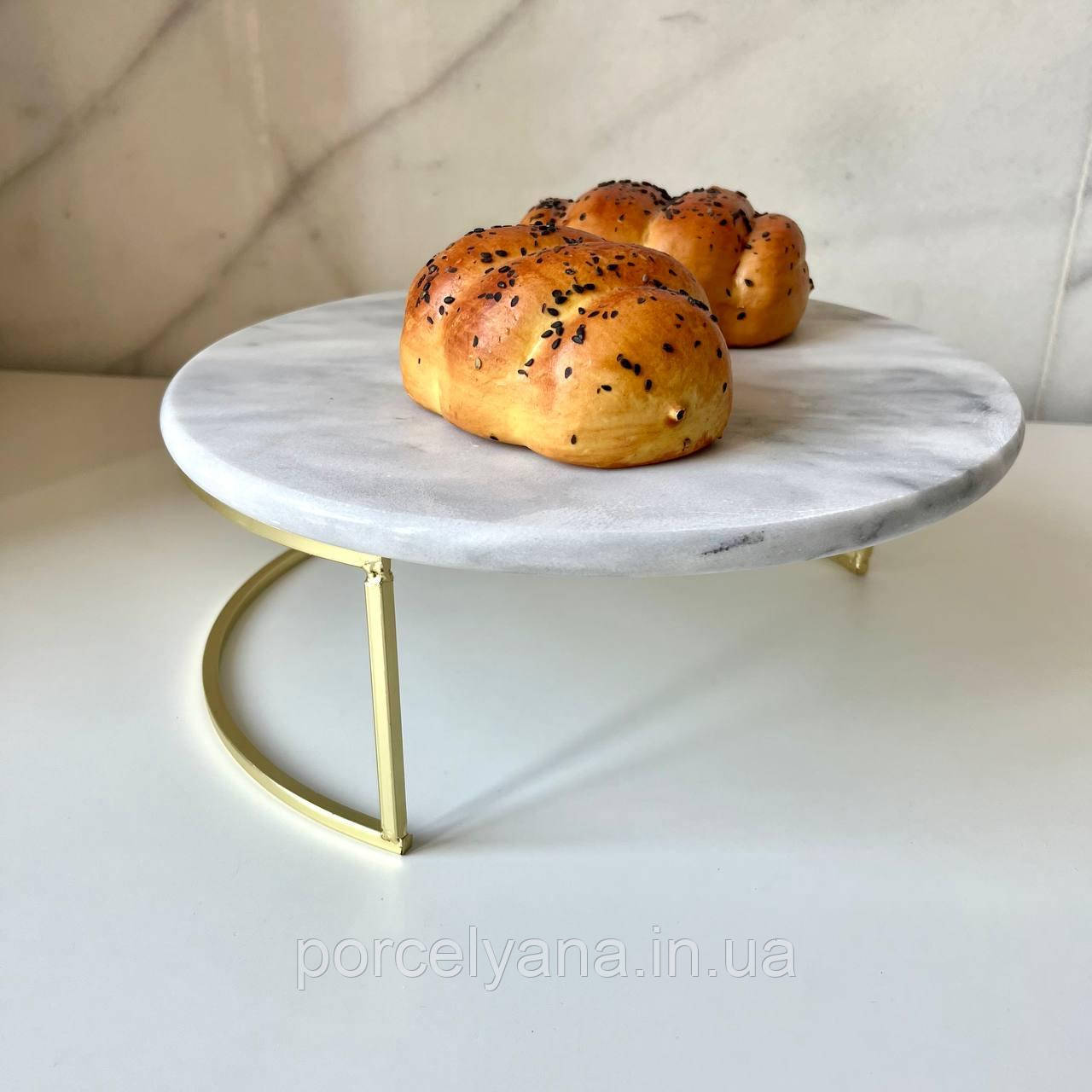 Блюдо мармурове 25*10 см на металевій підставці, фото 1