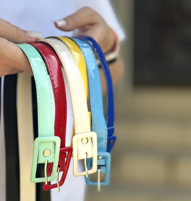 Ремінь жіночий лаковий з еко-шкіри 100 см вузький пояс 2 см з пряжкою, фото 1