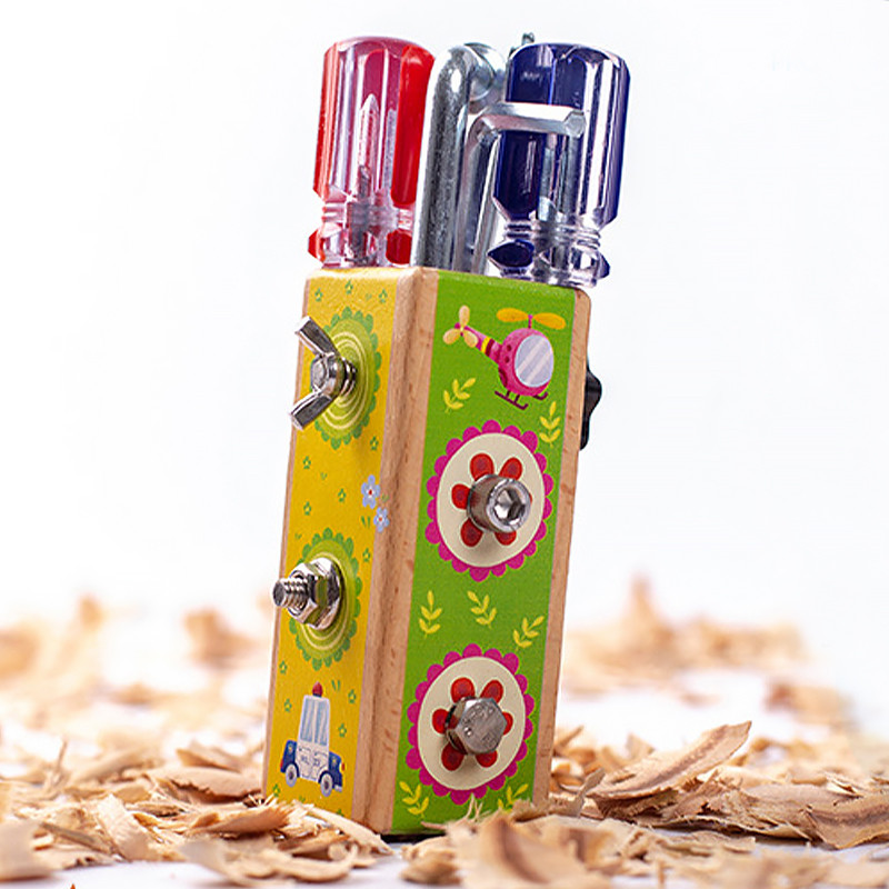 Детская развивающая игрушка бизиборд для мальчиков и девочек с инструментами для моторики и творчества BROWN - фото 1 - id-p1649519096783436207