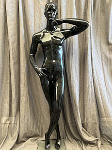 Манекен чоловічий глянсовий чорний