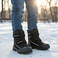 Зимове дитяче взуття, дутики, чоботи, термоботинки на овчині на хлопчиків чорні на липучці. Розмір: 33-36