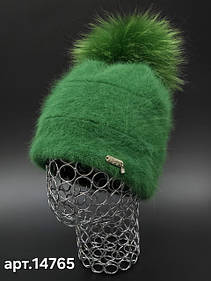 ШАПКИ З БУБОНОМ