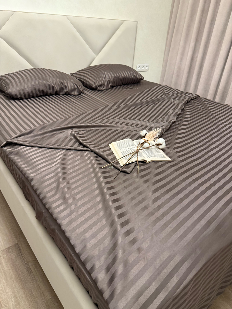 Постільна білизна Страйп Сатин Полуторний комплект(150х220см)колір Капучіно, фото 1