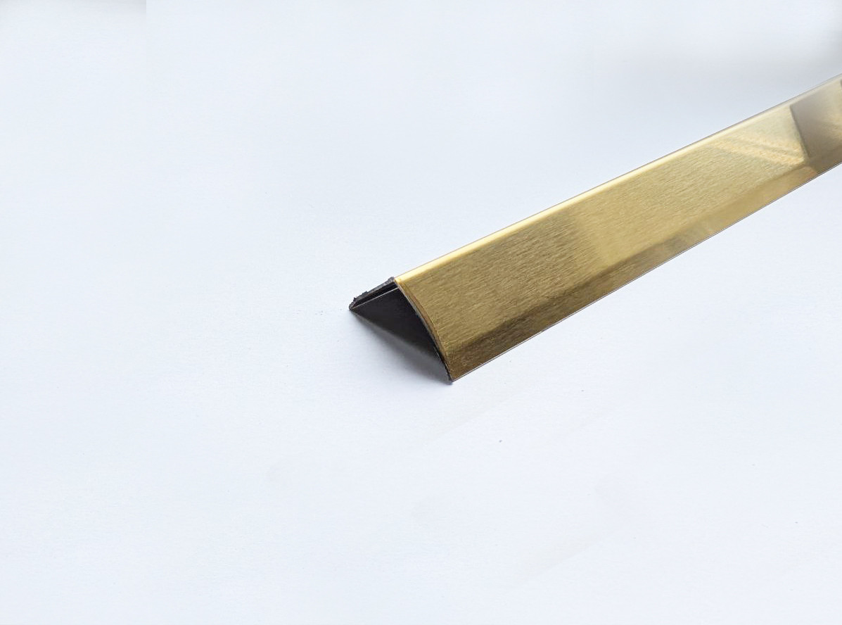 Куточок нержавіючий брашований з фаскою 30х30 мм 2,7 м STK30G1, фото 1