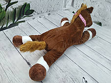 М'яка іграшка з пледом усередині Конячка коричнева 60 см (символ 2026 року), фото 2