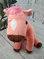М'яка іграшка з пледом усередині Конячка рожева 60 см (символ 2026 року), фото 3
