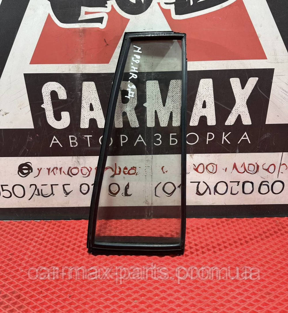 Скло Форточка задньої Правої двері Mitsubishi Pajero Sport 1 97-08 б/у Оригінал, фото 1