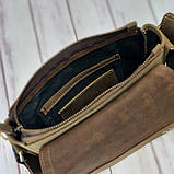 Чоловіча шкіряна сумка BGS з декоративною строчкою 23*20*7 см оливкова BGS3067, фото 5