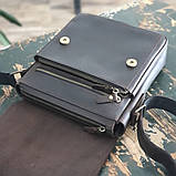 Чоловіча шкіряна сумка BGS з декоративною строчкою 23*20*7 см коричнева BGS3073, фото 4