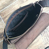 Чоловіча шкіряна сумка BGS з декоративною строчкою 23*20*7 см коричнева BGS3073, фото 6