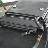 Чоловіча шкіряна сумка BGS з декоративною строчкою 23*20*7 см чорна BGS3198, фото 4