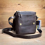 Чоловіча повсякденна шкіряна сумка BGS коричнева 23*20*7 см BGS3211, фото 5