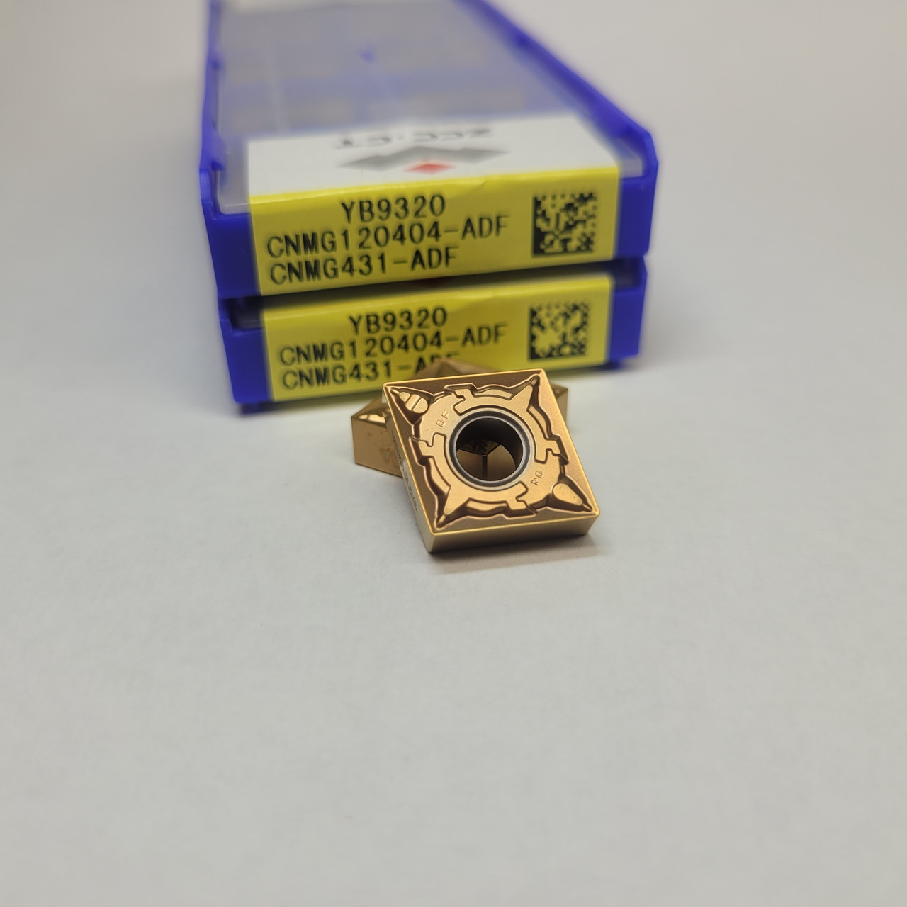 CNMG120404-ADF YB9320 ZCC.CT (Нержавіюча сталь) Твердосплавна пластина