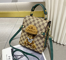 Маленька дитяча сумочка з ведмедиком, міні сумка для дівчаток з ведмедем Світла із зеленим