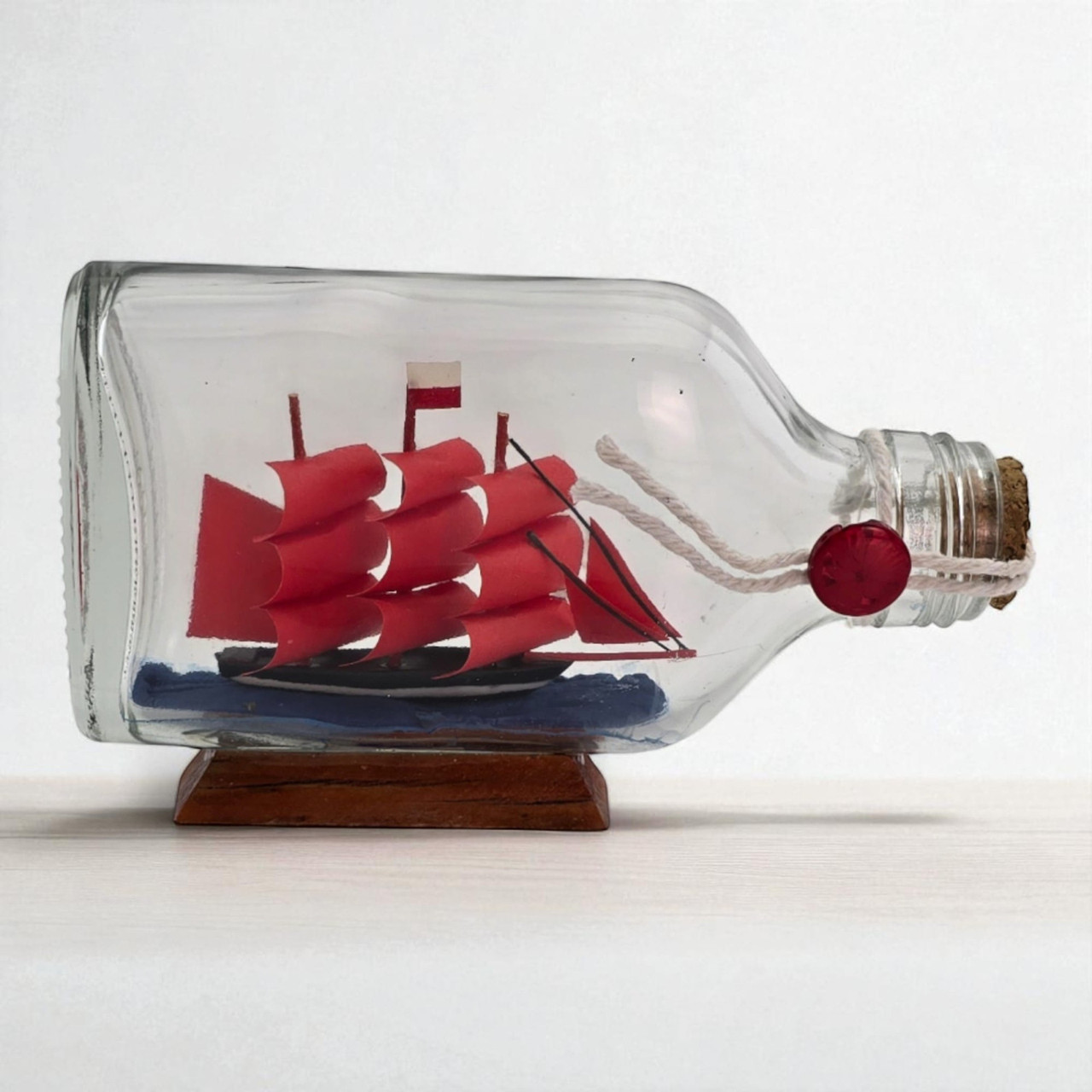 Модель вітрильника у пляшці (13 x 8 x 3 см), фото 1