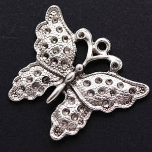 Кулон-Сеттинг Метелик під Стрази, Метал, Античне Срібло, 24х34х2мм, Отвір 2 мм, паковання 5 шт