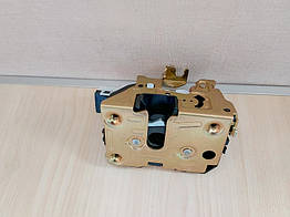 Замок бокової правої відсувної двері Renault Kangoo 1, Nissan Kubistar (1998-2008), 8200051733