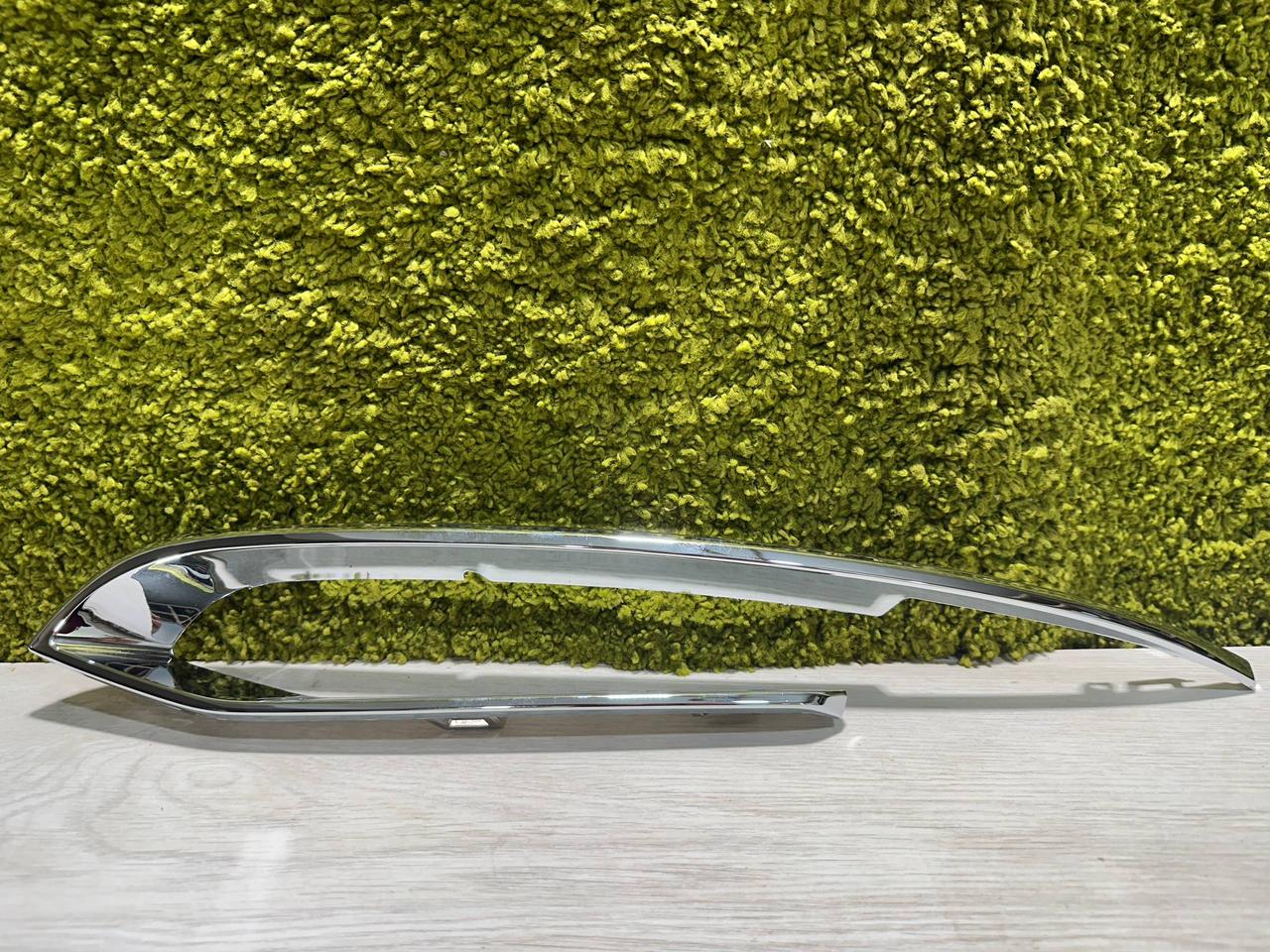 Нова накладка решітки передньої лівої хром BMW 5 F10 F11 09-17 Накладка передньої лівої решітки БМВ Ф10 Polcar, фото 1