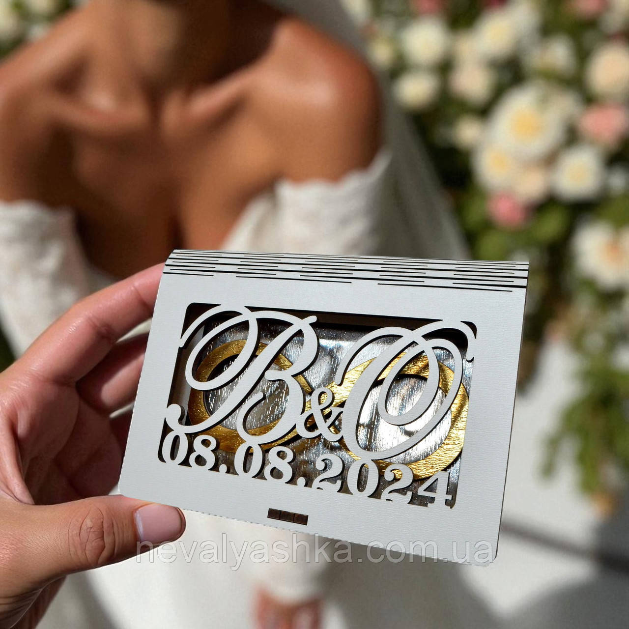 Весільна Підставка для Обручок 14 см, Футляр з Ініціалами (Відкритого Типу), Іменна Дерев'яна Коробочка для Каблучок на Весілля