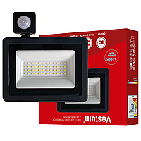 Світлодіодний LED прожектор з датчиком руху 50W /// 4000Лм /// 6500K /// IP65 Vestum