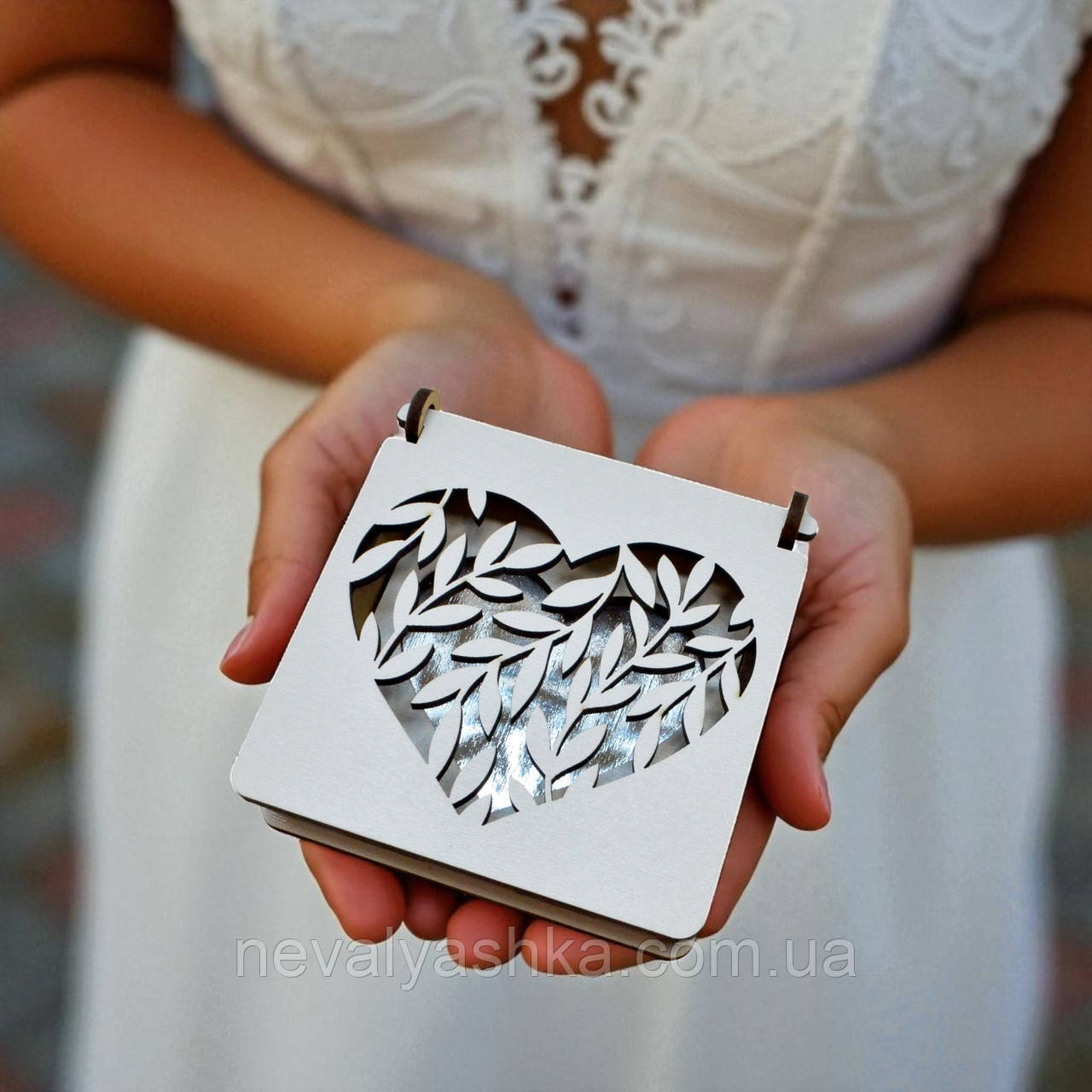 Весільна Підставка для Обручок 10 см, Футляр "Тендітне Листя", Дерев'яна Коробочка для Каблучок Футляр на Весілля