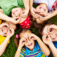 Все для щасливого дитинства: найкращі товари для малюків та школярів