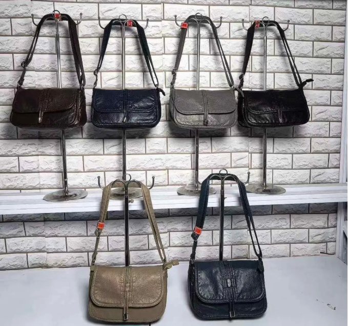 Сумка жіноча варенка на плече з довгим ремінцем в різних варіантах Zhenya, фото 1