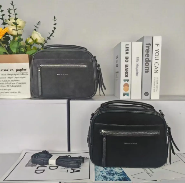 Сумка жіноча крос-боді замшева 24*18 см на блискавці з кишенею в різних кольорах Zhenya, фото 1