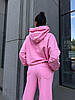 Рожевий жіночий базовий повсякденний костюм-двійка оверсайз із щільної петлі: об'ємне Худі та прямі Штани, фото 6