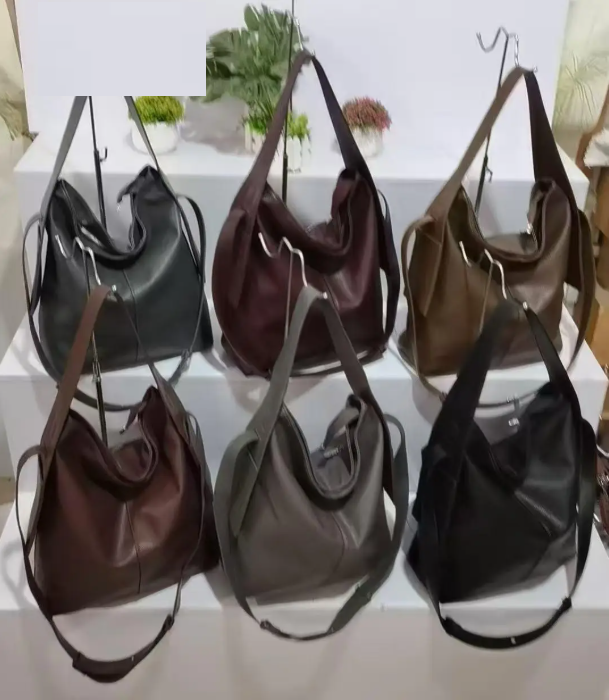 Сумка жіноча містка на плече зі штучної шкіри у різних кольорах Zhenya, фото 1