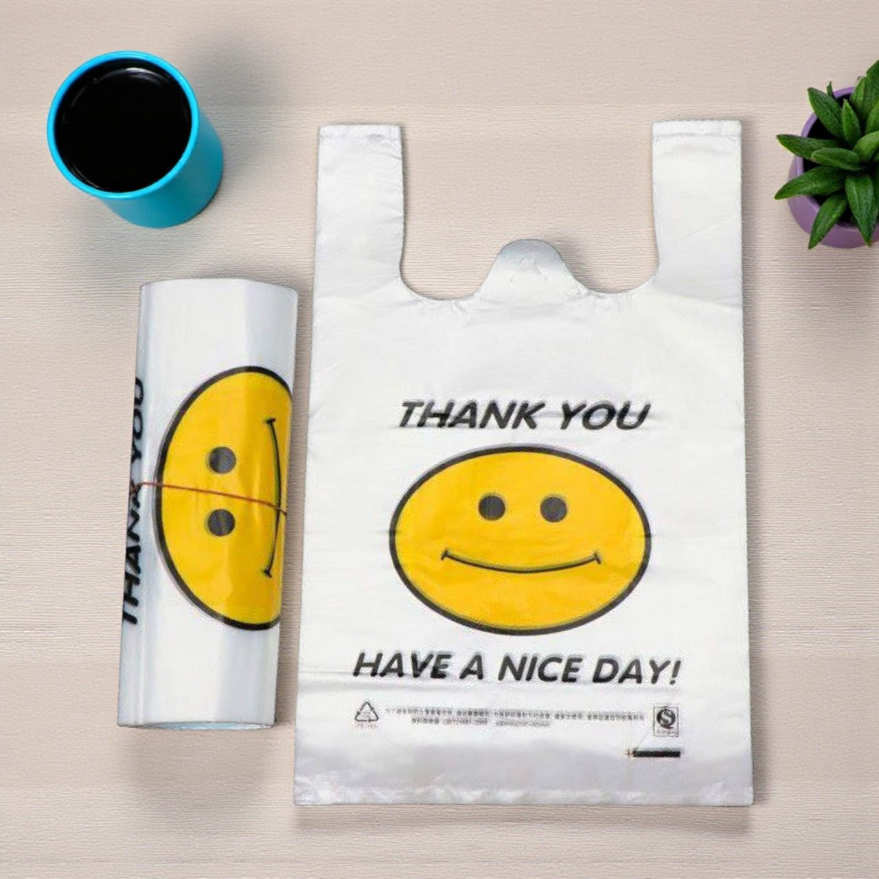 Пакет Майка Смайл з ручками 28х46 см 50 шт пакет майка гуртом, фото 1