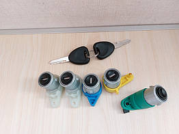 Личинка замка двері (5 шт.) Renault Kangoo 1, Nissan Kubistar (1997-2008), 7701472590