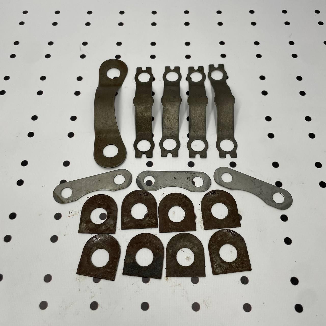 Комплект стопорних пластин двигуна Д-65, фото 1