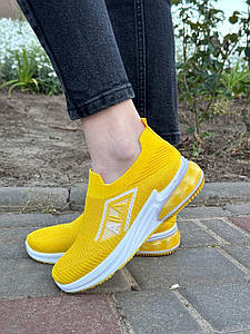 Кросівки жіночі опт