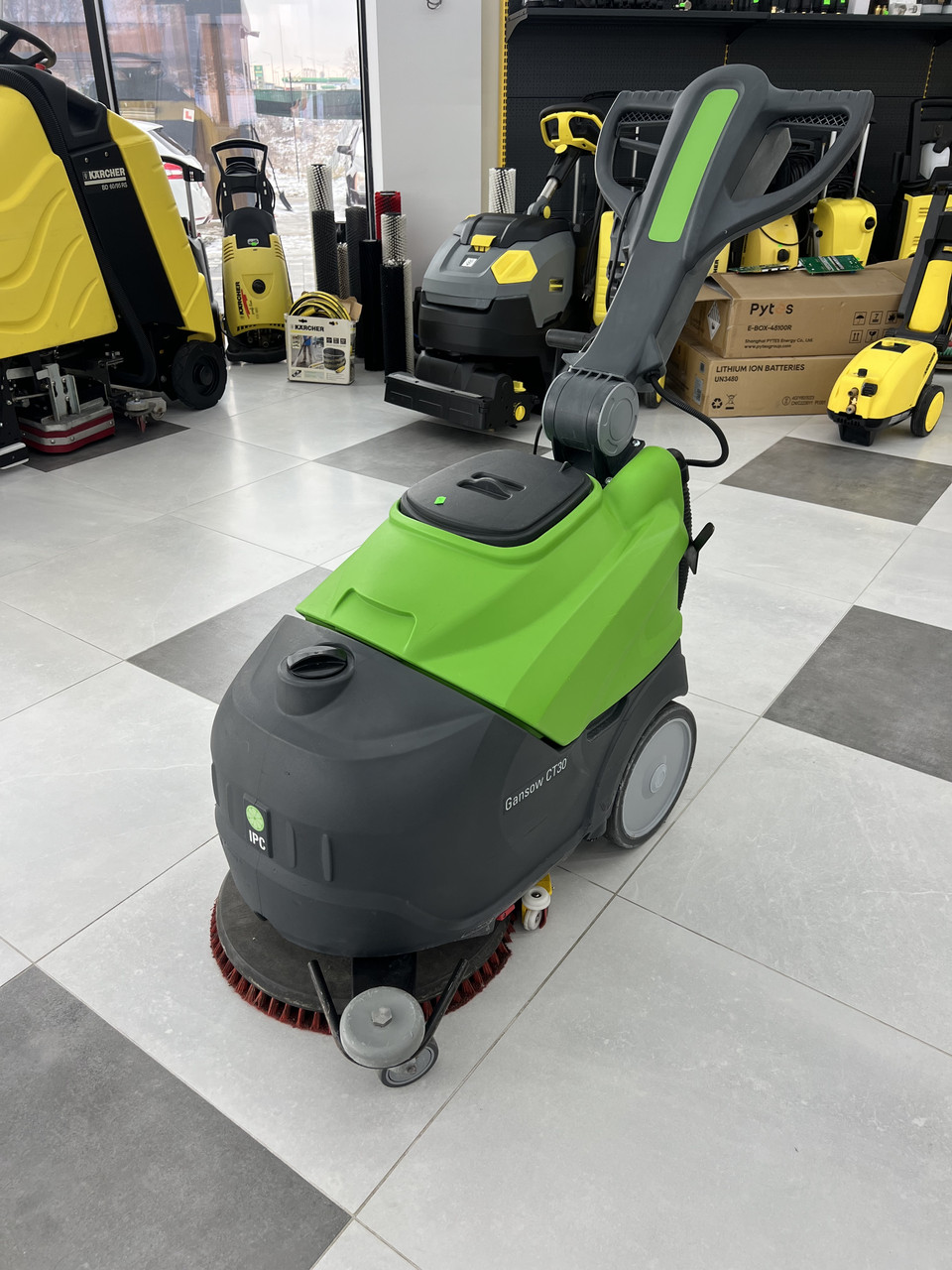 IPC CT 30 акумуляторна підлогомийна машина вживана, фото 1