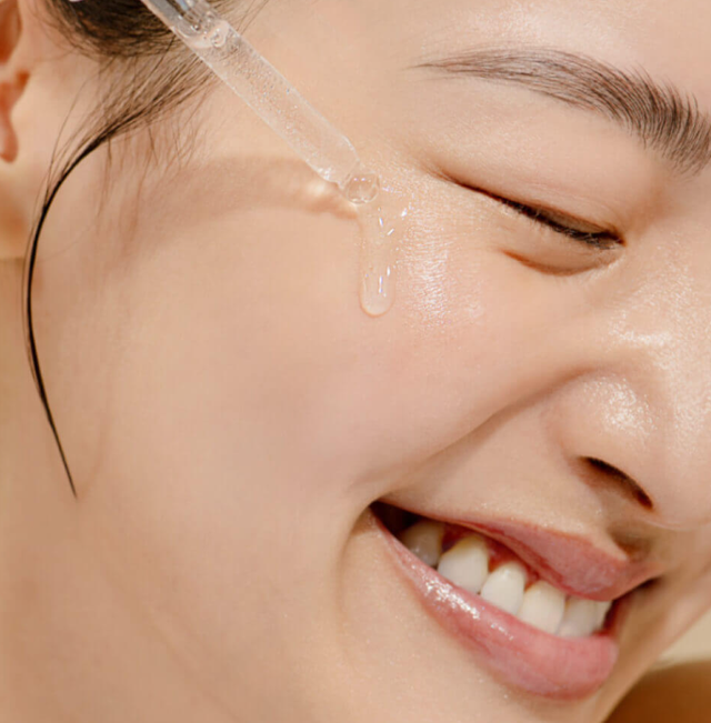 Сироватка з обліпихи для проблемної шкіри Dr. Althea Gentle Vitamin C Serum Антиоксидантна сироватка з обліпихи для проблемної шкіри Dr. Althea Gentle Vitamin C Serum