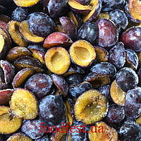 Слива половинки заморожені (фасування від 2,5 кг)