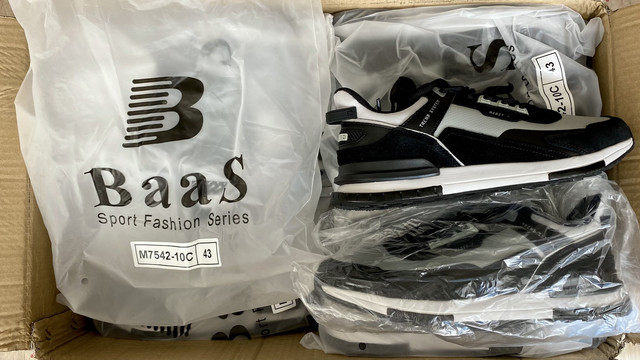 Упаковка чоловічі кросівки Baas M7542