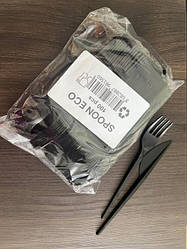 Одноразовий посуд та столові прибори