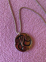 Кулон - подвеска с руной Феху - амулет богатства