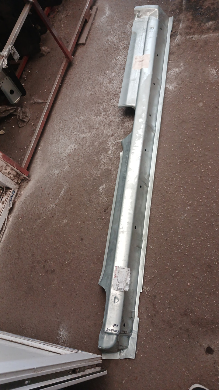 Поріг фольцваген  гольф  5- двох дверний, фото 1