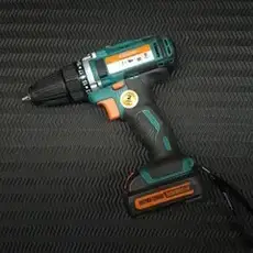 Електро-, бензоінструмент і обладнання